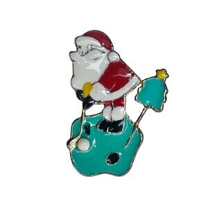FUN enamel/gold Holiday brooch‎ Santa Claus golfing with Christmas tree flag
